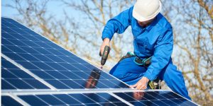 Installation Maintenance Panneaux Solaires Photovoltaïques à Maisoncelles